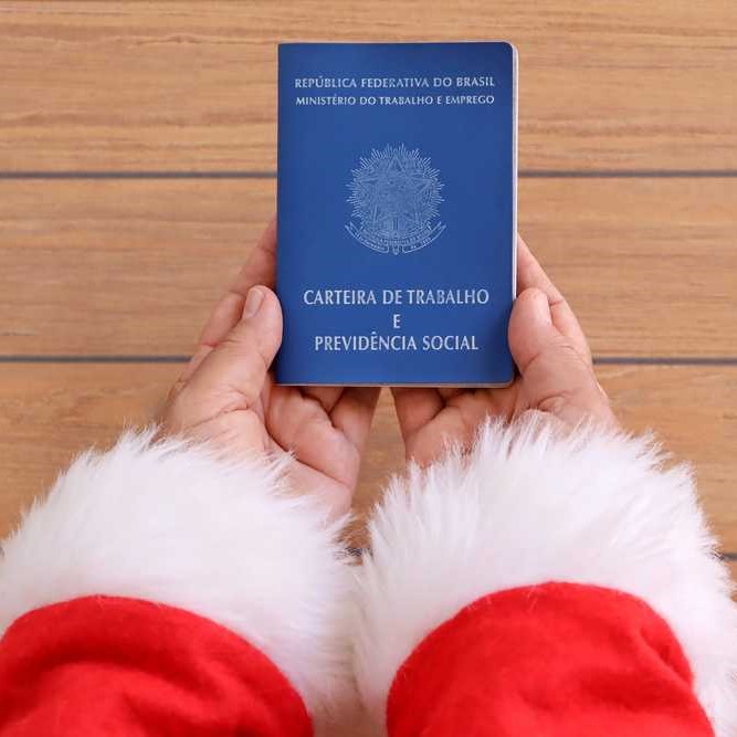 CNC: contratação de temporários para o Natal será a maior em oito anos